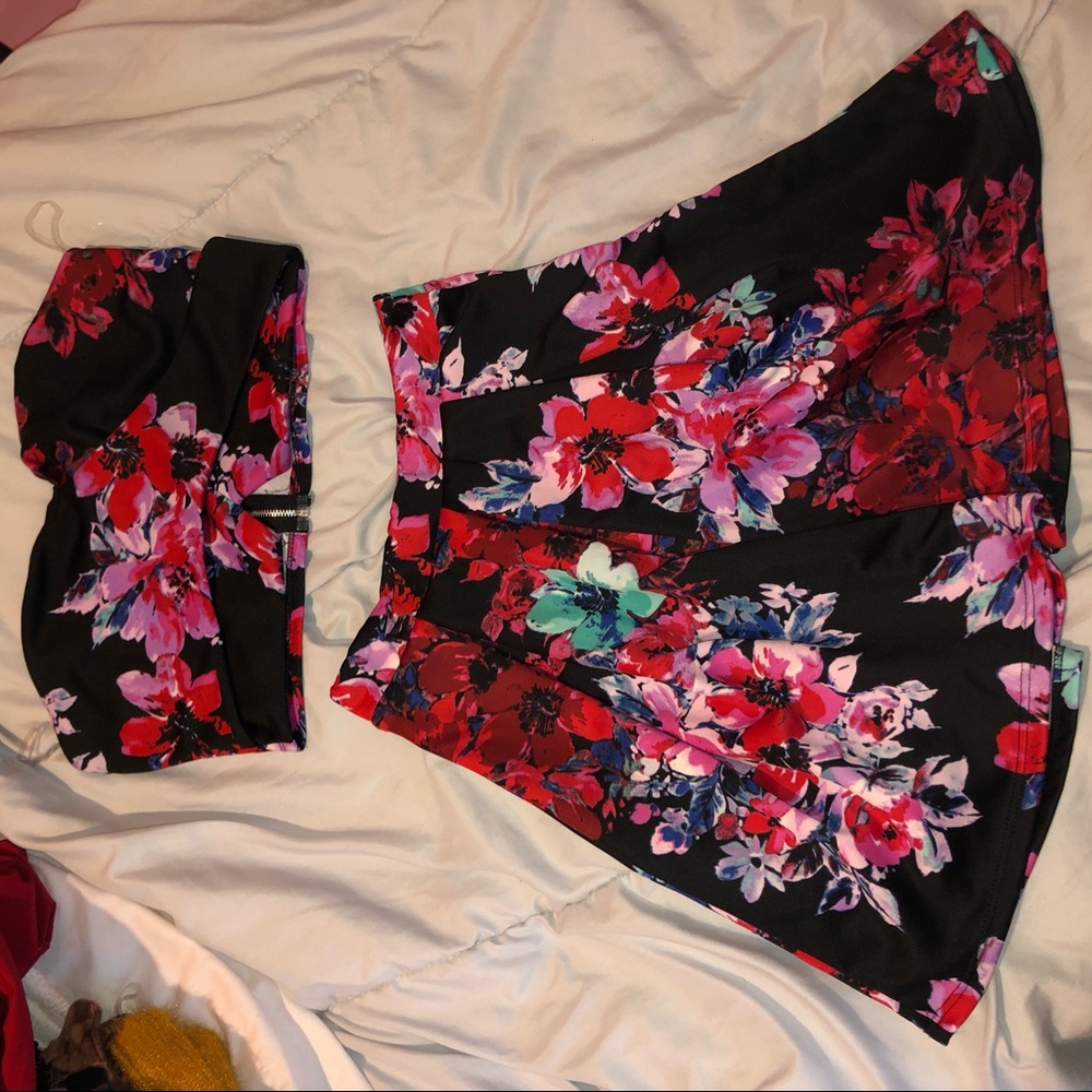 Two piece skirt set